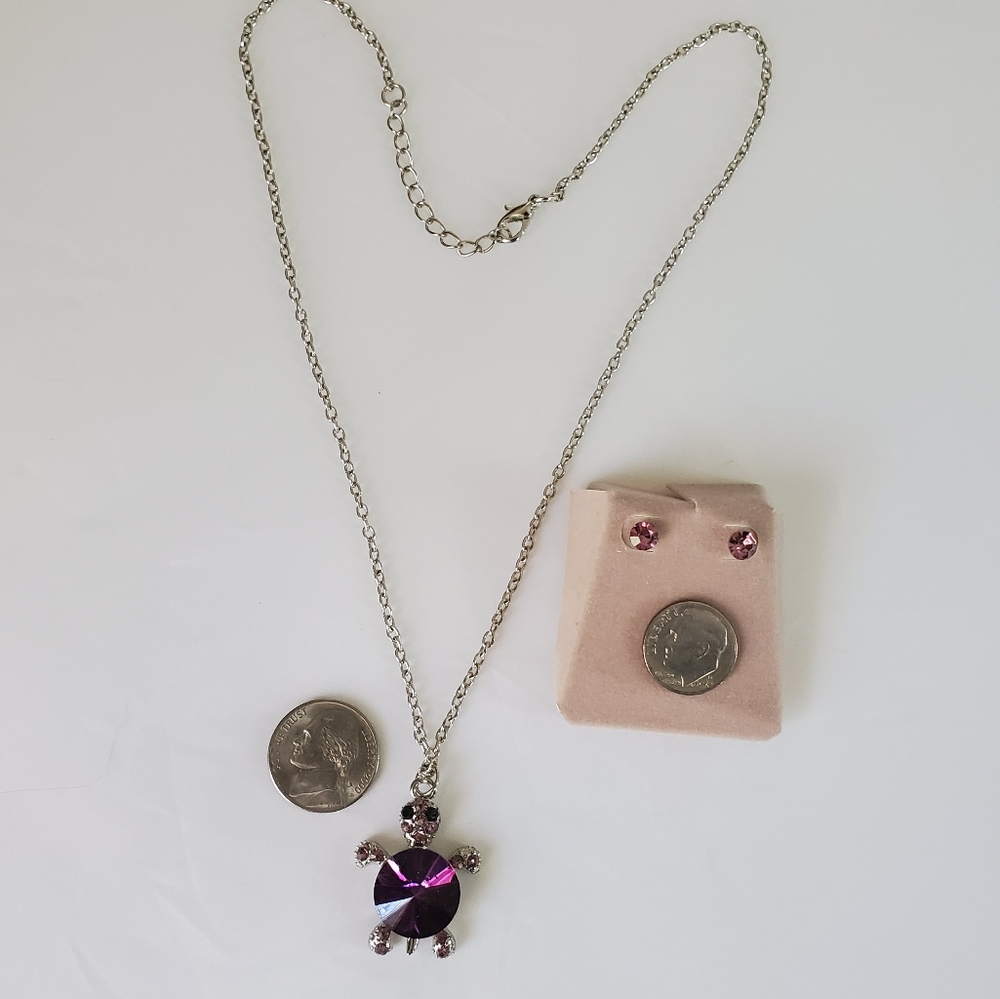 Purple Turtle necklace & Stud earrings Purple - Picture 5 of 8